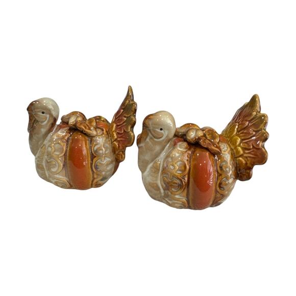 Pumpkin Body Turkey Set Salt and Pepper Shakers Ceramic - Picture 2 of 7